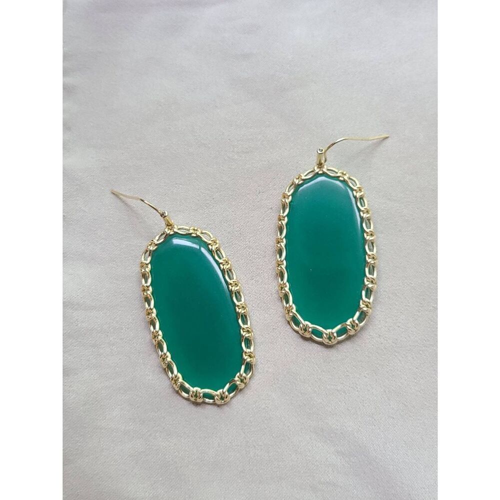 Kendra Scott VGUC Custom Emerald Green Glass Danielles in Gold Macrame Frames